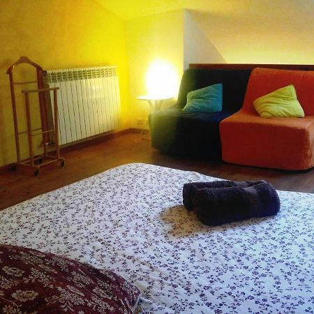 Apartamentos Saltarel-Lo 베살루 외부 사진