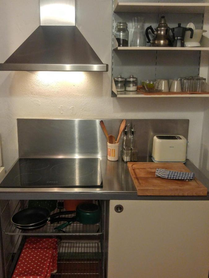 Apartamentos Saltarel-Lo 베살루 외부 사진