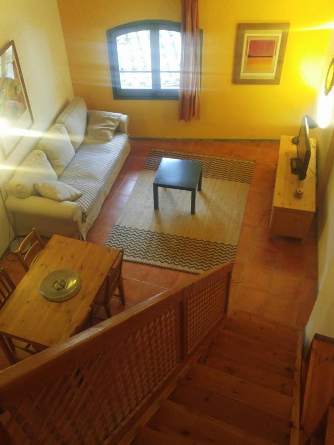 Apartamentos Saltarel-Lo 베살루 외부 사진